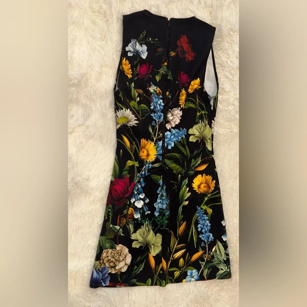 NEW Alice and Olivia Wynell Bodycon Floral Mini Dress sz 2 - Picture 5 of 8